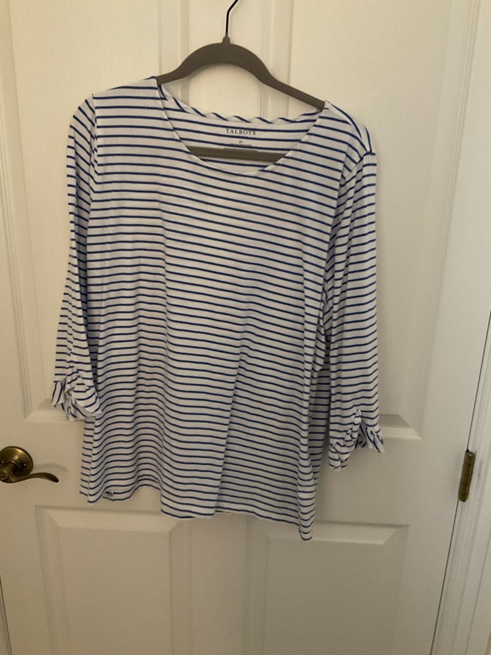 Talbots White and Navy Stripe Scoop-Neck Long Sleeve Top